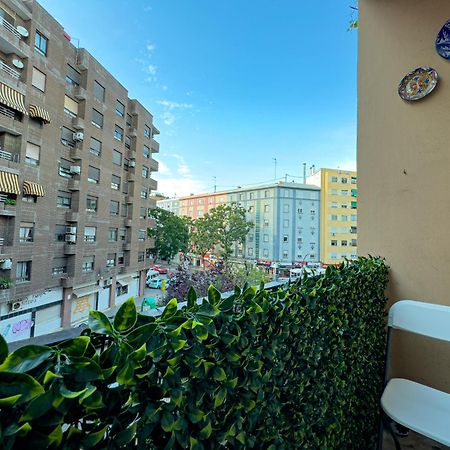 Rooms In Valencia Great Location In Shared Apartment Eksteriør billede