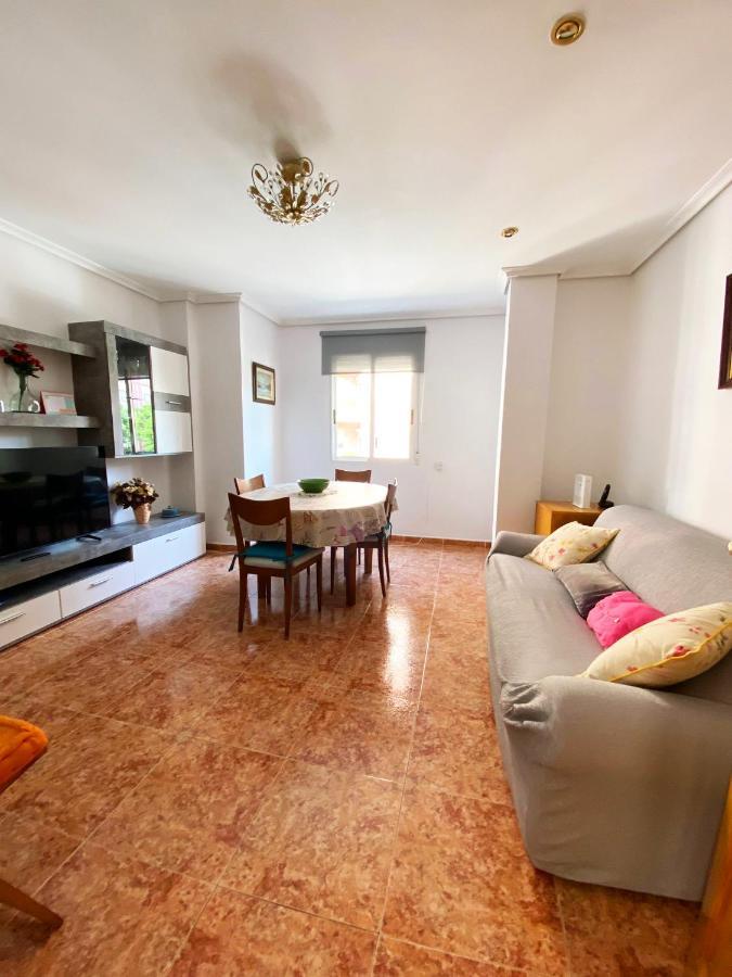 Rooms In Valencia Great Location In Shared Apartment Eksteriør billede